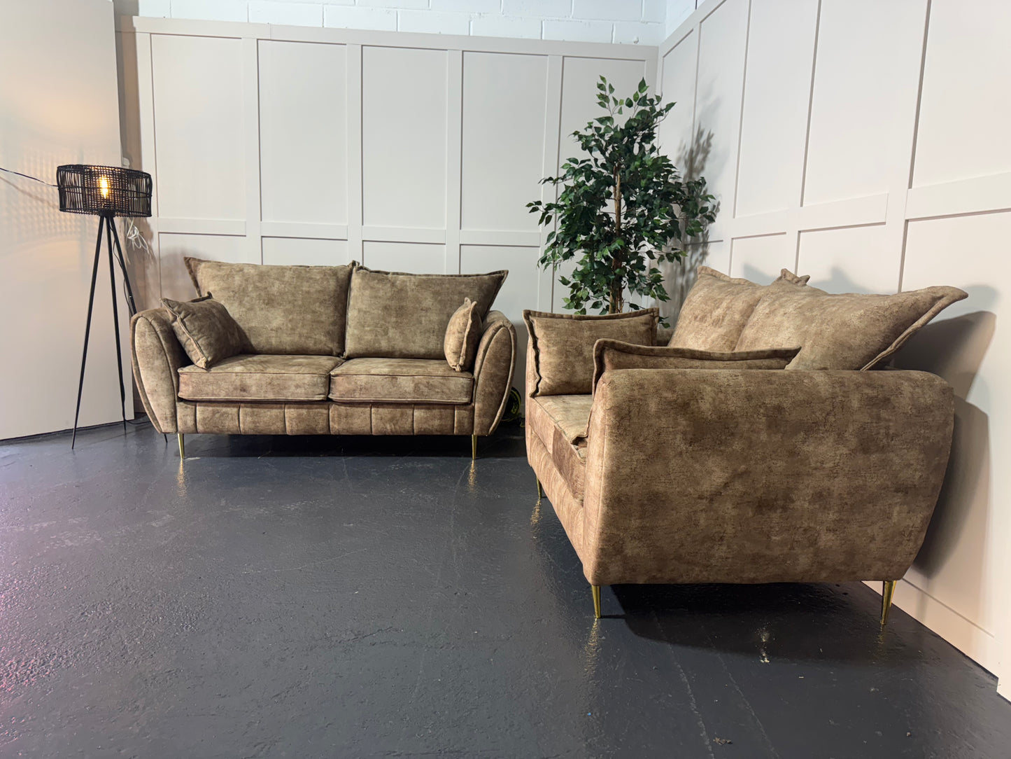 Ex-Display Brown 3+2 Seater Sofa Set