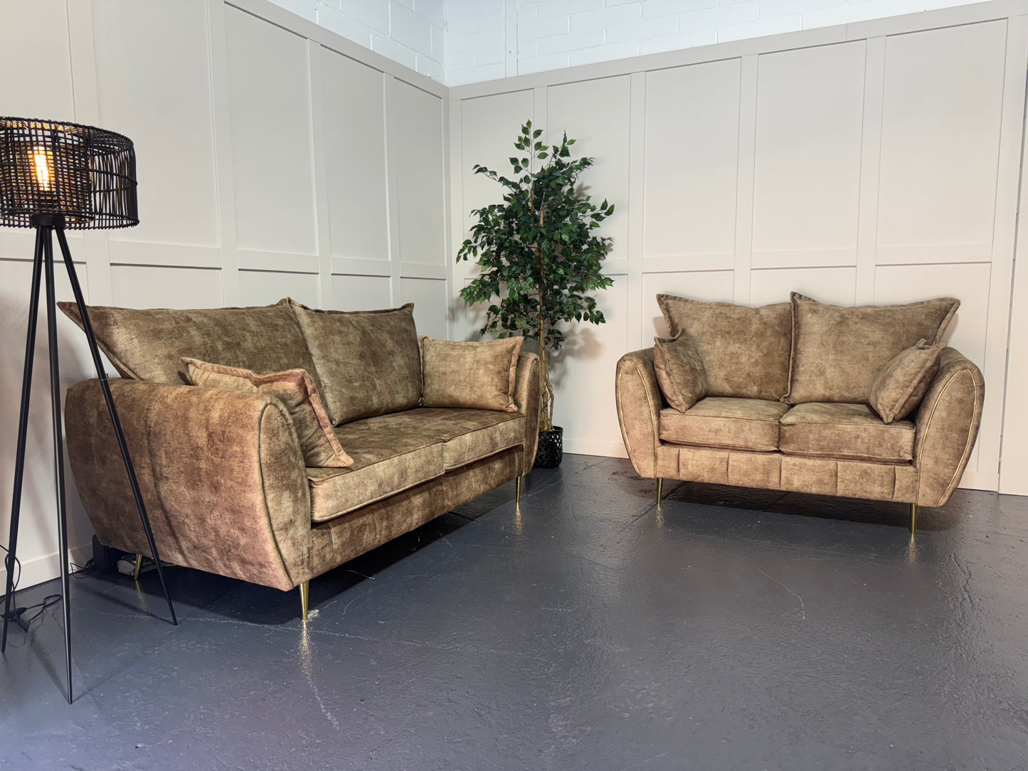 Ex-Display Brown 3+2 Seater Sofa Set