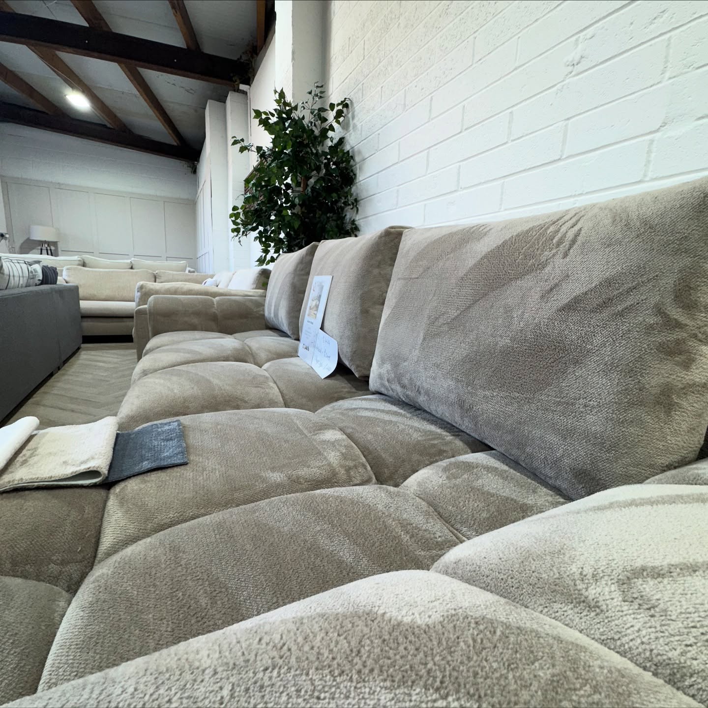 AZZURO Sofa Bed With Reversible Chaise