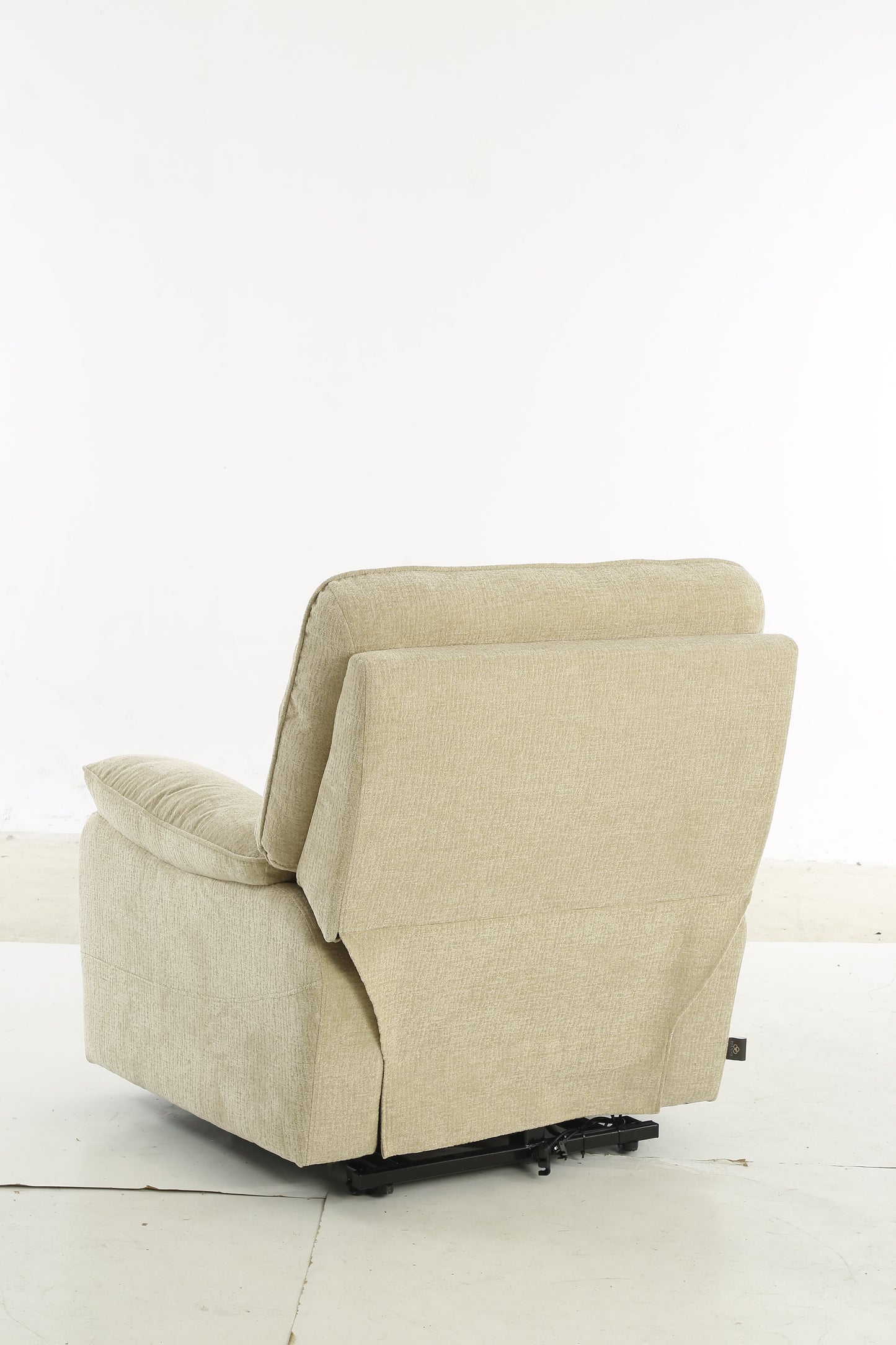 Beckett Rise and Recline Massage Chair Beige