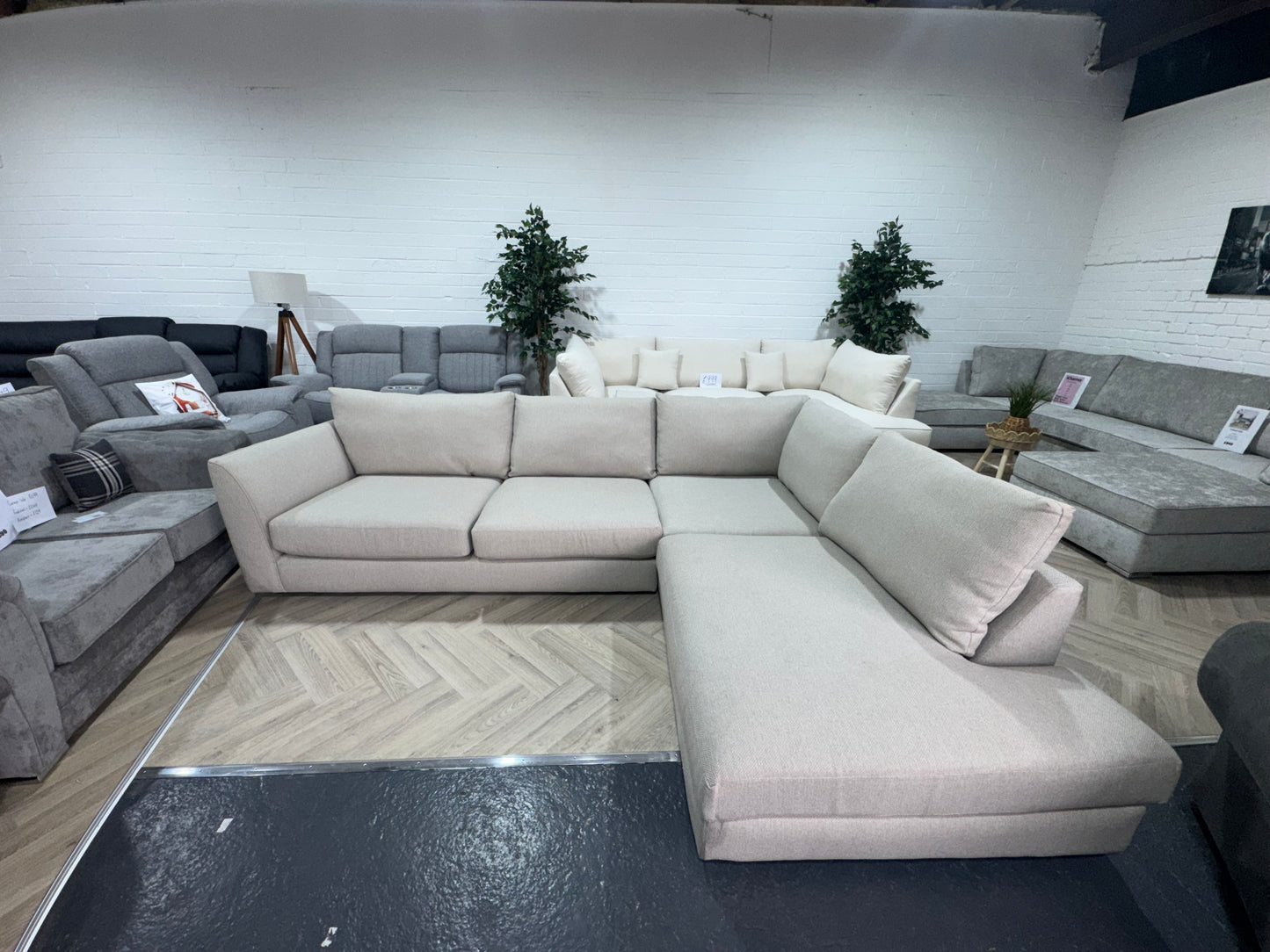 Large Cream DFS Bampton Corner Sofa