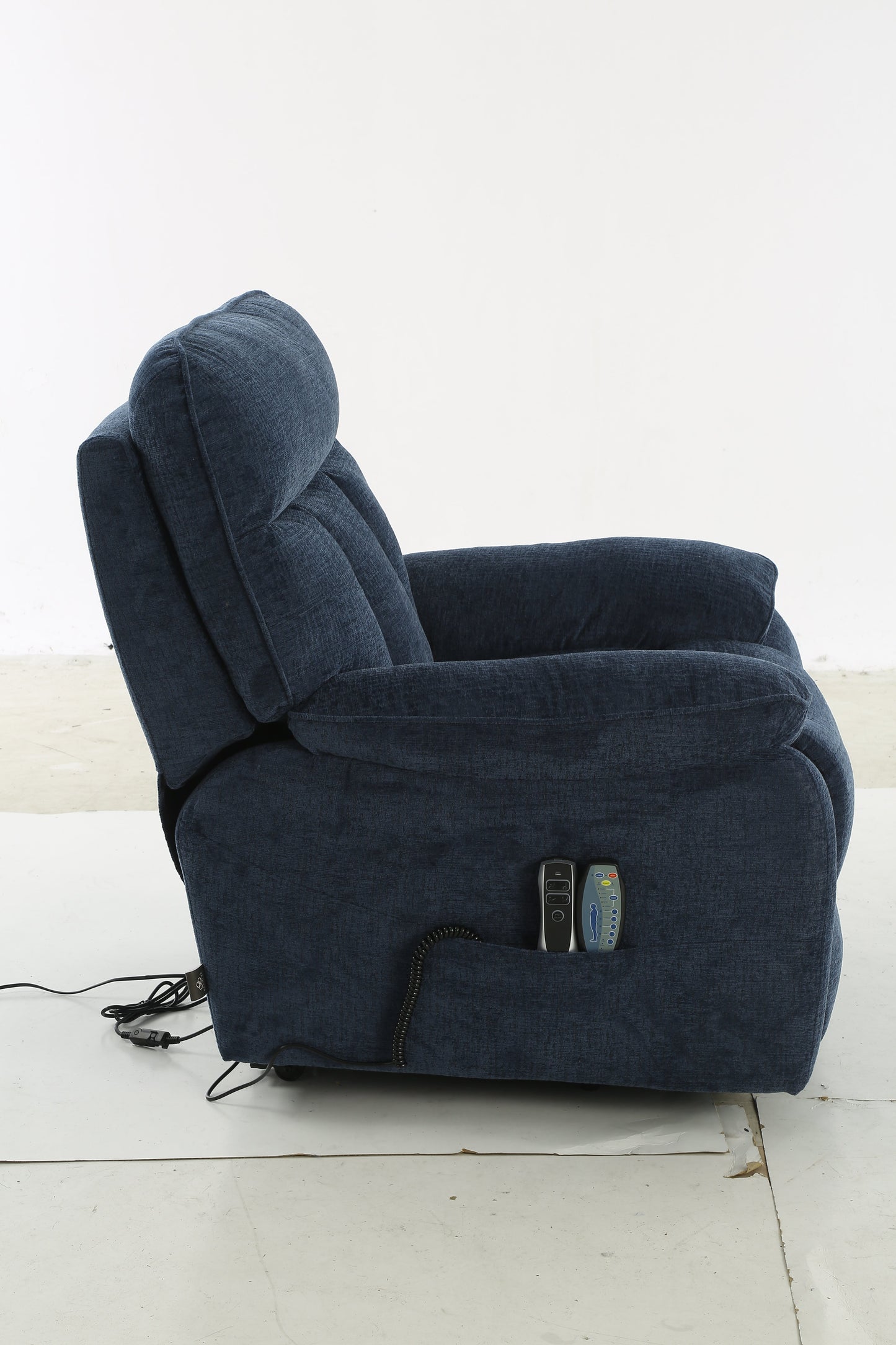 Beckett Rise and Recline Massage Chair Blue