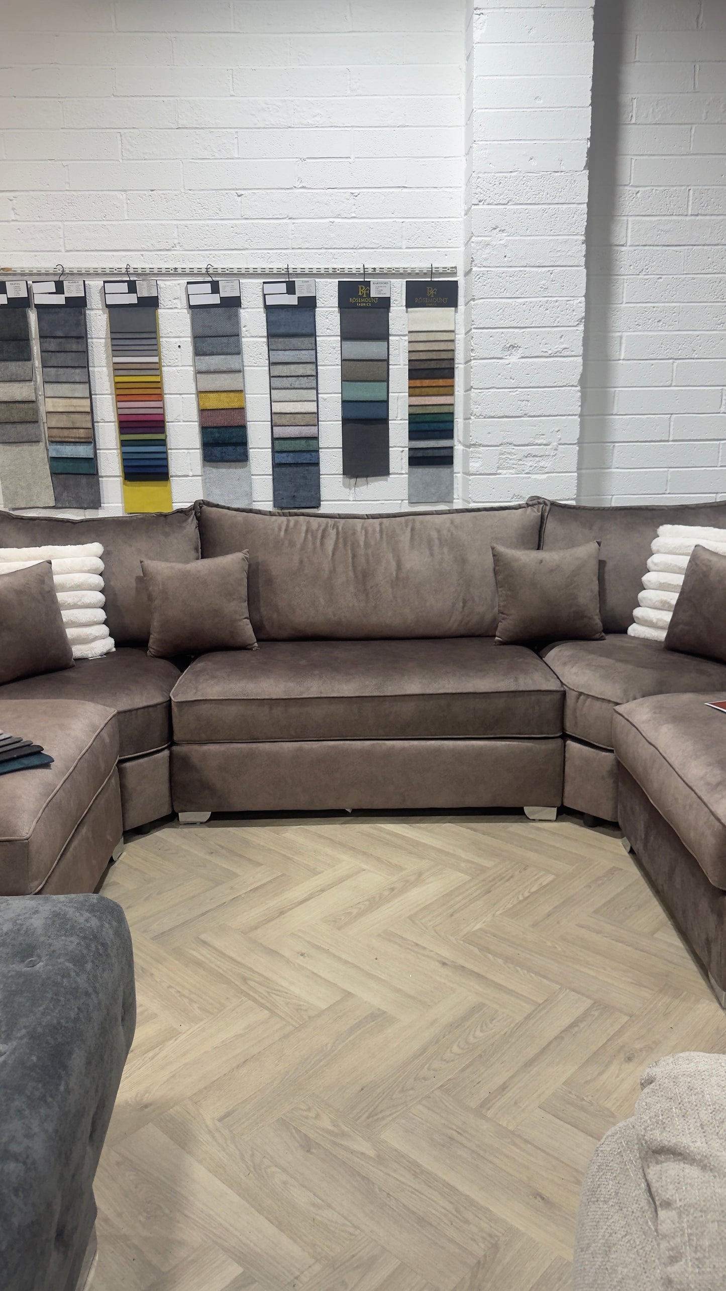 Serena Large U-Shape Sofa