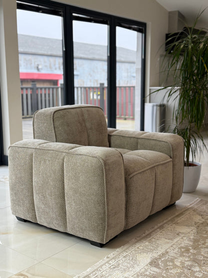 Bellmore Sofa Beige Armchair